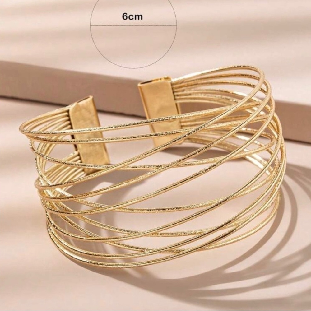 Gold 1pc Cuff Bracelet